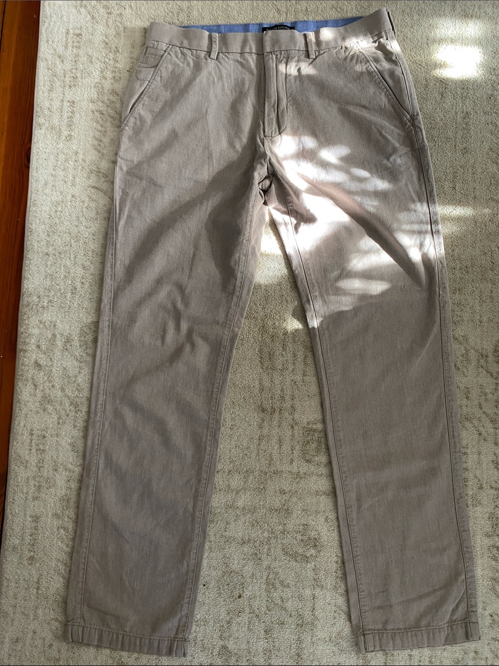 Banana Republic Men's Light tan Chinos